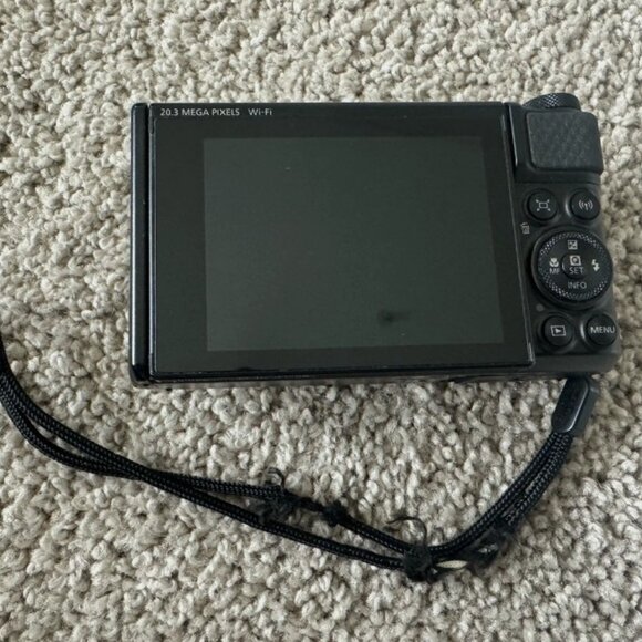 Canon PowerShot SX740 HS Digital Camera – 20.3 Megapixels, Black - Picture 6 of 8